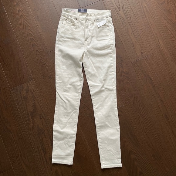 GAP True Skinny Sky High Rise Jeans White NWT - Picture 2 of 3